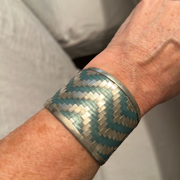 Ladies Turquoise/Silver Cuff Bracelet - Picture 1 of 5